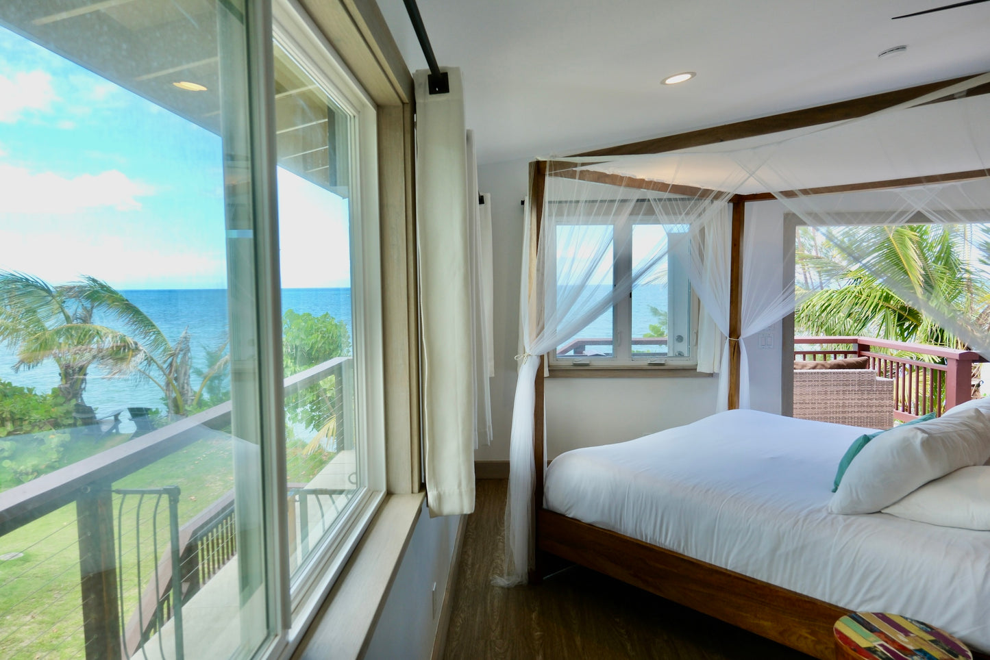 Romantic Beachfront Studio