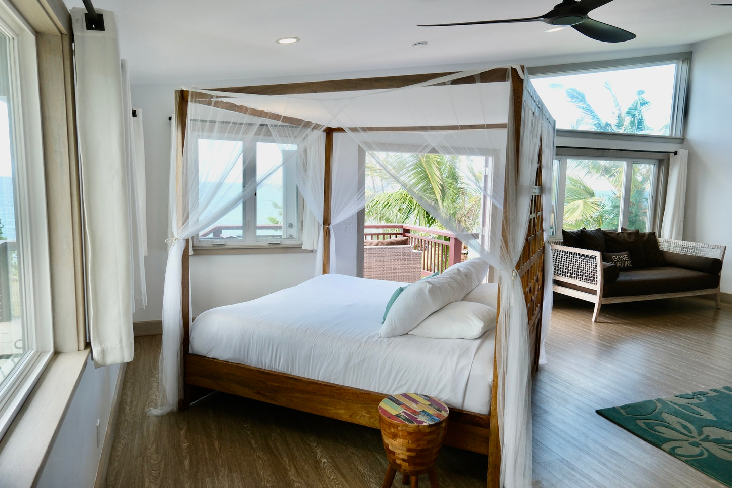 Romantic Beachfront Studio