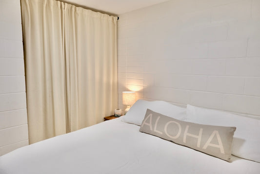 Beachfront Access, 1 Bedroom Apt