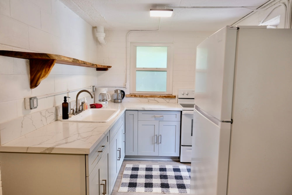 Beachfront Access, 1 Bedroom Apt